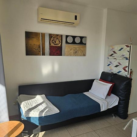 Apart 1013 Con Piscina Gimnasio Laundry Y Seguridad 24 Hs Buenos Aires Exterior photo